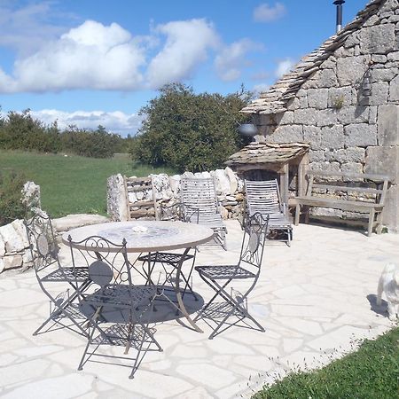 Chapelle Du Domaine De Bombes Βίλα Saint-Rome-de-Dolan Εξωτερικό φωτογραφία